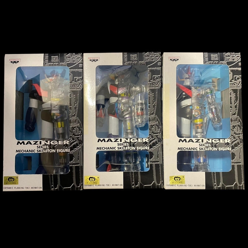 MAZINGER TRILOGIE Pack 3 Figurines Skeleton Goldorak, Mazinger Z, Great Mazinger Banpresto