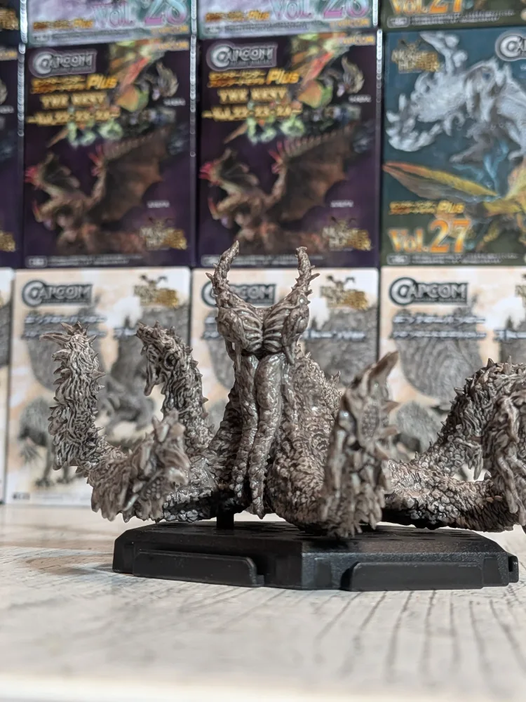Capcom Figure Builder - CFB Vol. 29 - Monster Hunter Wilds - Nu Udra (Stone Version) - (~12cm)