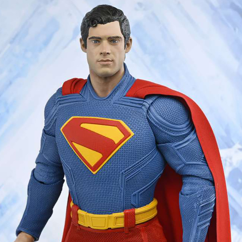 SUPERMAN 2025 Figurine Superman Neca
