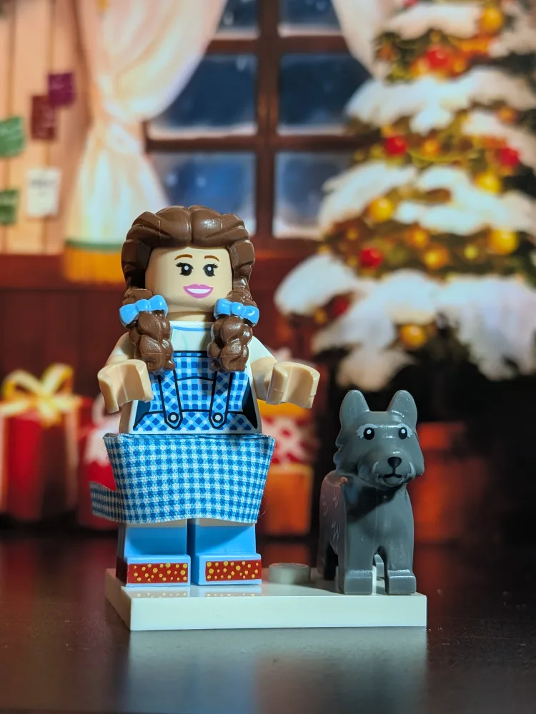 LEGO Minifigures - Dorothy Gale & Toto (lire description)