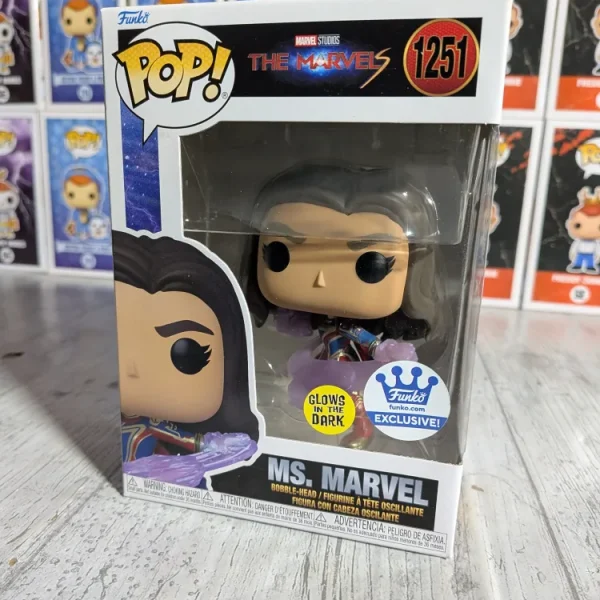 Funko pop Marvel Studios The Marvels #1251 - Ms. Marvel (Glow)
