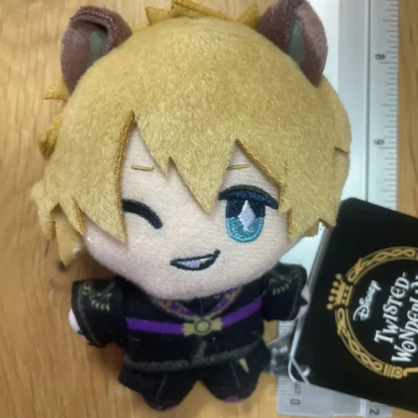 Twisted Wonderland – Peluche Ruggie Bucchi Formal Wear 10 cm SEGA