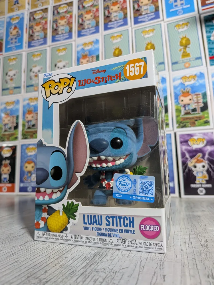 Funko Pop Disney #1567 - Luau Stitch (Flocked)